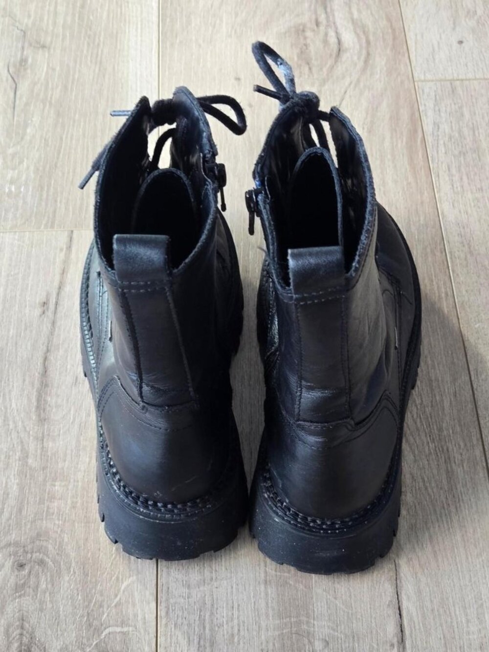 black tall chunky platform leather boots ☆ size 7